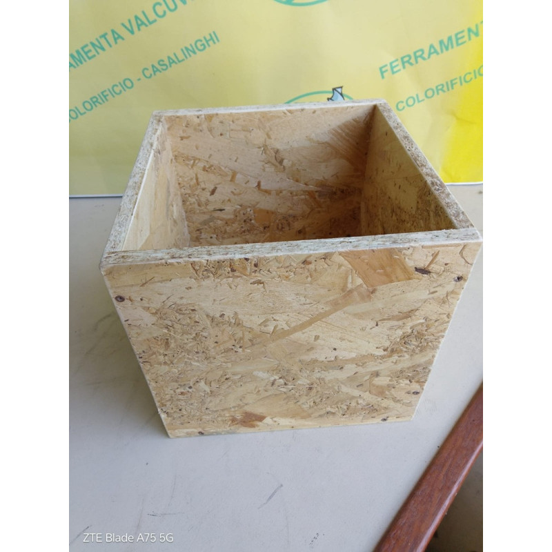 Scatola in Legno OSB sp.15 mm - cm 20 x 20 interno  fornita in kit da assemblare, pannellini tagliati e forati con viti